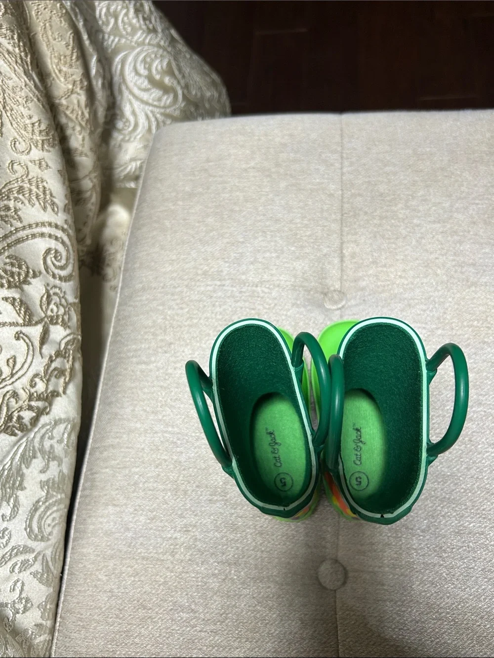 Cat & Jack Green Caterpillar Rain Boots with Leaf Accent